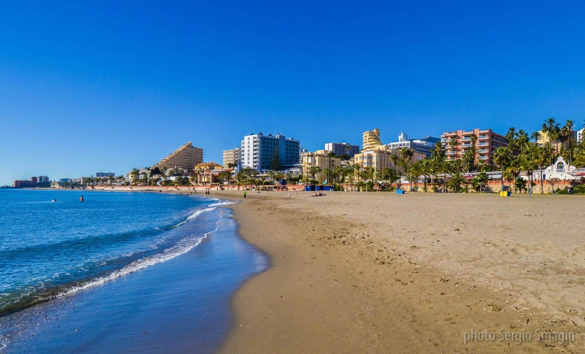 Los Patos I Apartamentos - Segunda Linea De Playa - Parking Gratis - Piscina Benalmadena Exterior photo